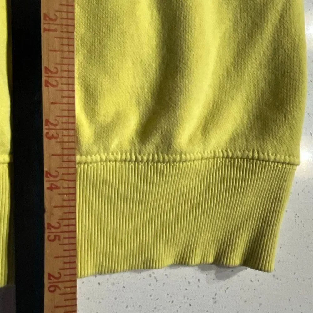 The North Face Graphic Hoodie Sz. M